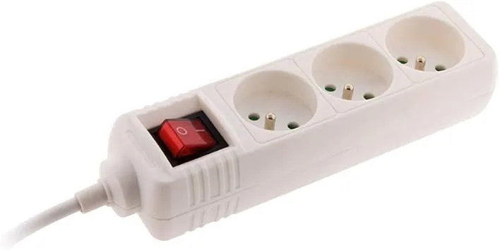 Regleta Eléctrica de 3 Tomas con Interruptor - Blanca